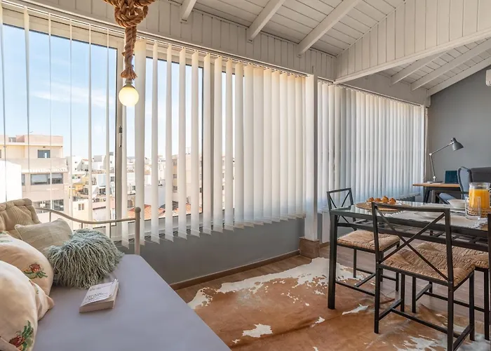 Saint Minas Loft